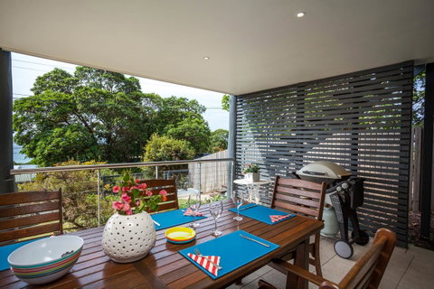 Seychelles Down - Sunshine Coast Tourism 6