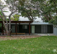 Curlew Shack - Sunshine Coast Tourism