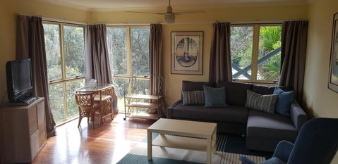 Blue House - Sunshine Coast Tourism 6