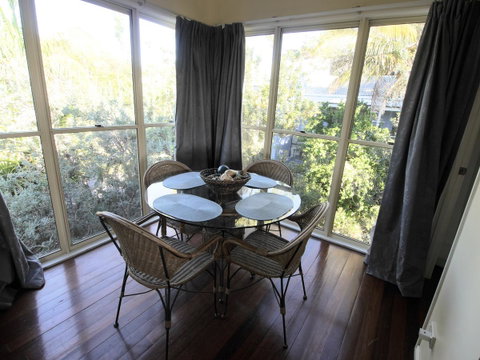 Blue House - Sunshine Coast Tourism 17