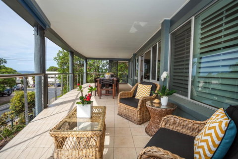 Seychelles Up - Sunshine Coast Tourism 5