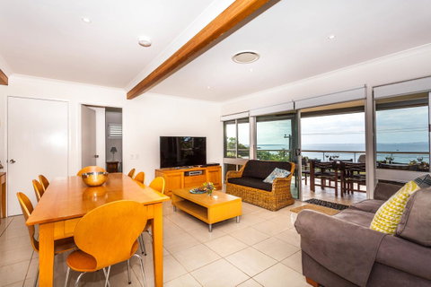 Seychelles Up - Sunshine Coast Tourism 10