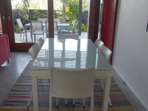 A AAA C-SHACK - Holiday Sunshine Coast 8