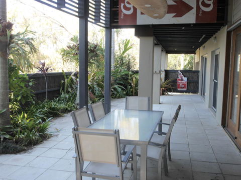 A AAA C-SHACK - Holiday Sunshine Coast 4