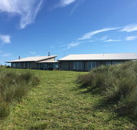 Turnstone Beach House - Holiday Sunshine Coast