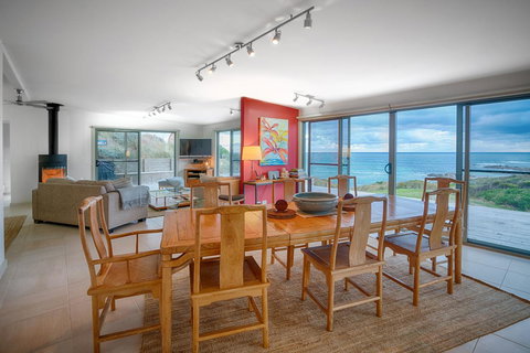 Porky Beach Retreat - King Island Escapes - Sunshine Coast Tourism 20