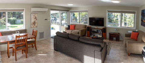 Adventure Bay Holiday Home - Holiday Sunshine Coast 4
