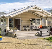 Adventure Bay Holiday Home - Holiday Sunshine Coast