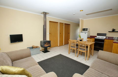 Bruny Island Escapes And Hotel Bruny - Sunshine Coast Tourism 16