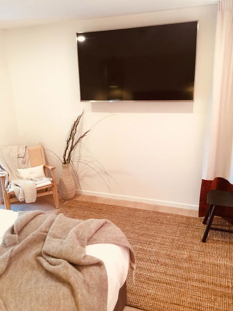 Bruny Island Escapes And Hotel Bruny - Sunshine Coast Tourism 25