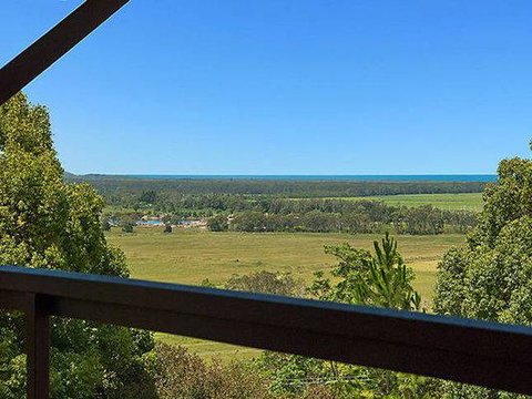 Toad Hall Byron Hinterland-Tintenbar - Sunshine Coast Tourism 2