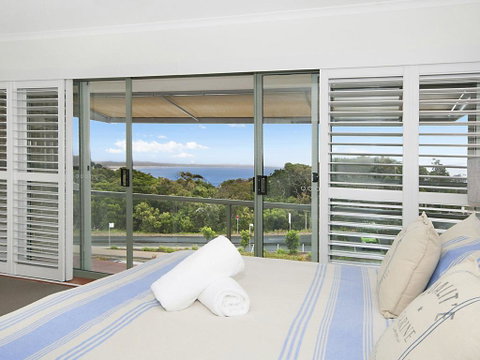 #8 James Cook Apartments - Sunshine Coast Tourism 0