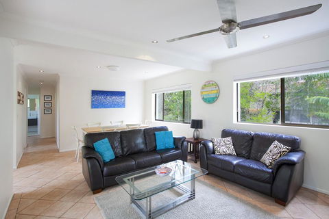 'Pandanus Cove' Apartment 5 - Holiday Sunshine Coast 1