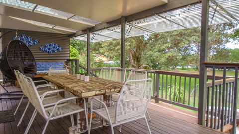 'RIVERSIDE RETREAT' 544 Ocean Drive, North Haven - Sunshine Coast Tourism 0