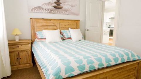 'RIVERSIDE RETREAT' 544 Ocean Drive, North Haven - Sunshine Coast Tourism 1