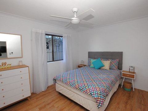 'Time And Tide' 1 - Ground Floor With Water Views - Holiday Sunshine Coast 3