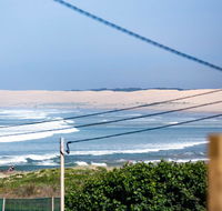 'Walk on Birubi' 1/40 Ocean Ave - Pet Friendly WIFI Boat Parking  Water Views - Holiday Sunshine Coast