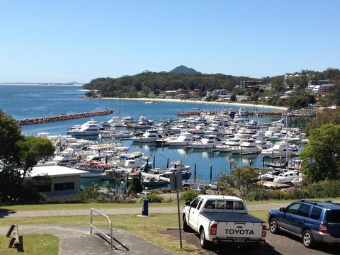 1 'Laman Lodge', 15 Laman Street - Stunning Air Conditioned Unit With Water Views And WIFI - Sunshine Coast Tourism 0