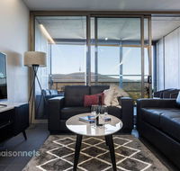1 Bedroom Apt With Parking Walk to ANU - Holiday Sunshine Coast