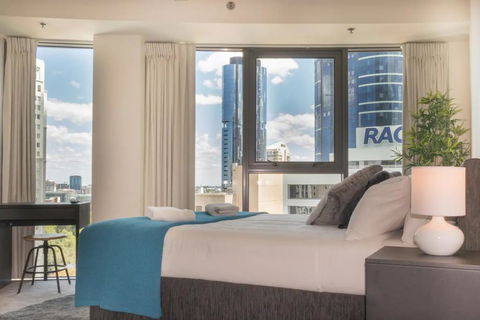 1 Bedroom Studio Apartment Near Eagle Street - Sunshine Coast Tourism 3
