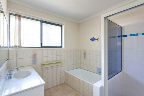 1-33 Tingira Close - Rainbow Beach, Gorgeous Ocean Views, Swimming Pool, Air Conditioning - Holiday Sunshine Coast 1