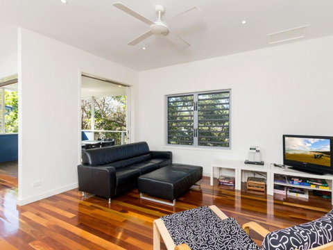 1/37 George Nothling Drive (Blue Heaven) - Sunshine Coast Tourism 1