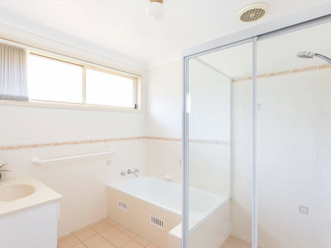 1/4 Huntly Close - Sunshine Coast Tourism 3