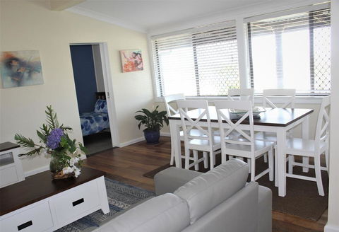1/63 Wallace Street - Sunshine Coast Tourism 0
