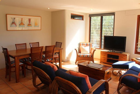 1/9 Marine Parade, Wategos Beach - Beachbound - Sunshine Coast Tourism 3