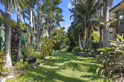 107 First Avenue - Sunshine Coast Tourism 1