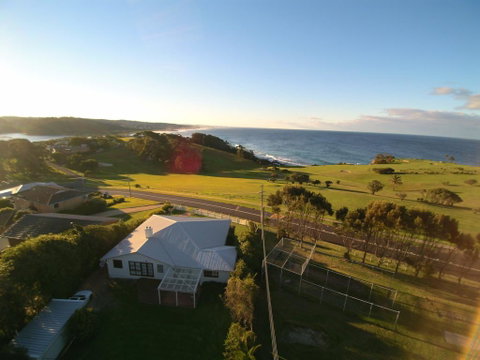 12 Bluewater Drive - Sunshine Coast Tourism 0