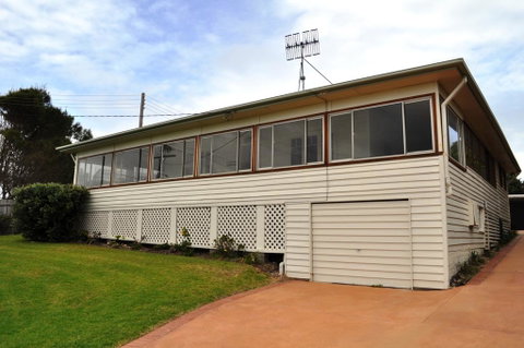 12 Bluewater Drive - Sunshine Coast Tourism 1