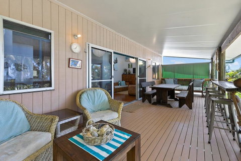 130 Tramican Street (Fishtails) - Sunshine Coast Tourism 1