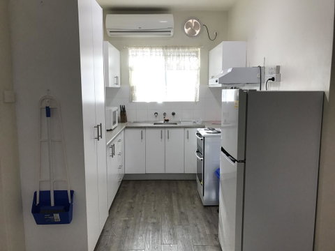 14 Elizabeth St - Sunshine Coast Tourism 0