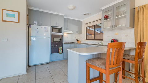 14 Lansell Road, Cowes - Sunshine Coast Tourism 1
