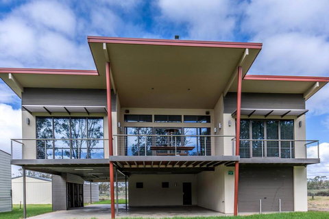 141 Providence Drive, Bowhill - Holiday Sunshine Coast 0