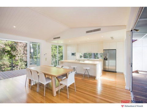 14a Little Cove Road - Sunshine Coast Tourism 3