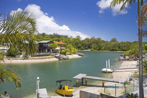 15 Cooran Court, Noosa Sound - Holiday Sunshine Coast 0