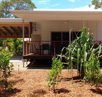 15 Esprit Drive - Rainbow Shores Gorgeous Modern Beach House - Sunshine Coast Tourism
