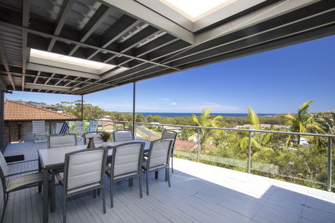 17 Canberra Crescent - Prestige Views At Burrill Lake - Holiday Sunshine Coast 3