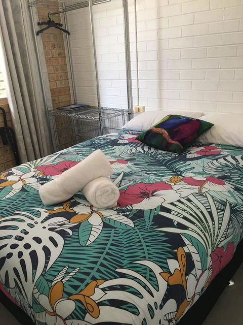 17 North Street Budget Accommodation - Holiday Sunshine Coast 1