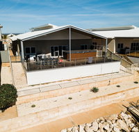 19 Corella Court - Spacious deck with swim spa - Sunshine Coast Tourism