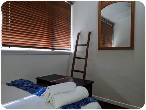 19 Grimshaw - Holiday Sunshine Coast 1