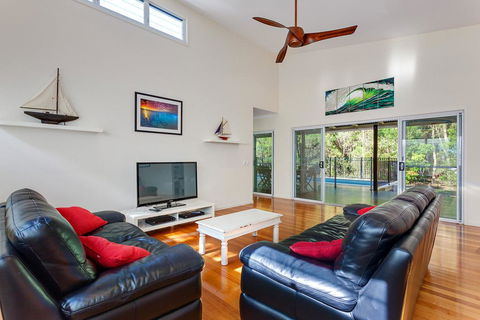 19 Satinwood - Natures Retreat With A Bit Of Sandy Feet - Sunshine Coast Tourism 1