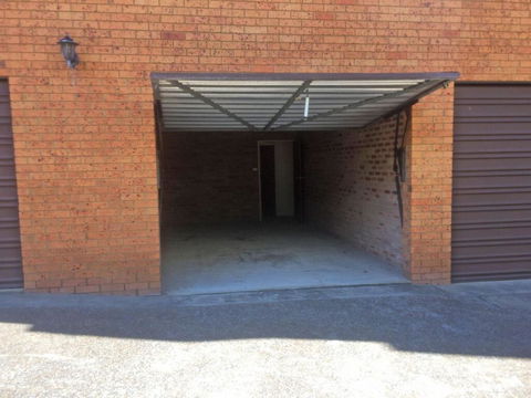 2 'Bronte Court' 17 Magnus Street - Air Con, Complex Pool And Centrally Located - Sunshine Coast Tourism 2