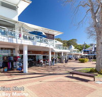2 'Tradewinds' 110 Victoria Parade - fantastic unit with waterviews  close to the Marina - Sunshine Coast Tourism