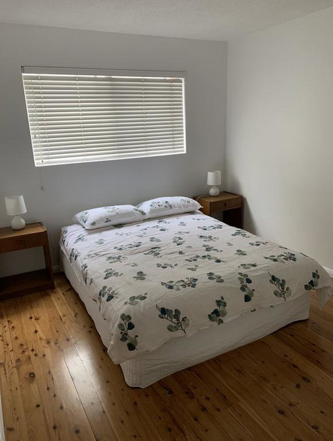 2 Bed Bar Beach Apartment - Stroll To Beach & Cafes, Supermarket Apartment 6 - Sunshine Coast Tourism 3