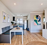 2 Bedroom Apt In Glenelg With Air-Con - Holiday Sunshine Coast