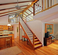 2 Manfred Street Belongil Beach - Susie's Beach House - Sunshine Coast Tourism