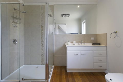 2 Marma Retreat With Jacuzzi, Heated Pool, Pet Friendly, Foxtel - Sunshine Coast Tourism 2